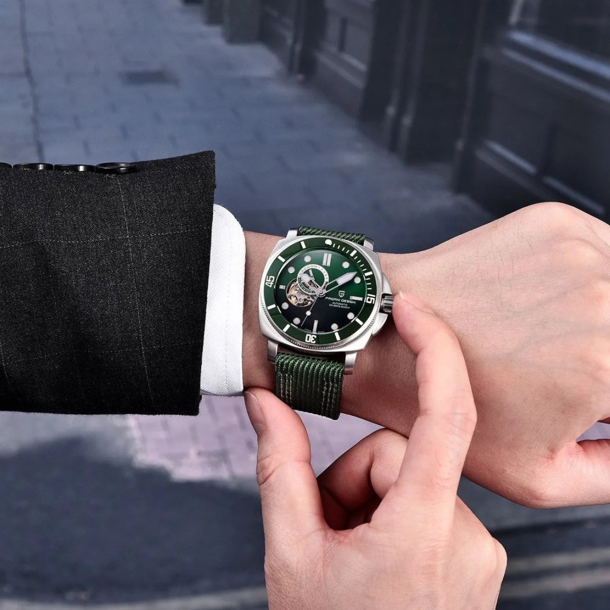 PD-1736 Submariner 43mm Automatic Watch - Sapphire Crystal & 20 BAR